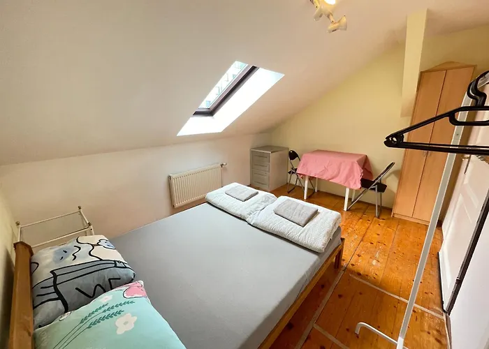 U6 Schoepfwerk 7 Homestay szállás *