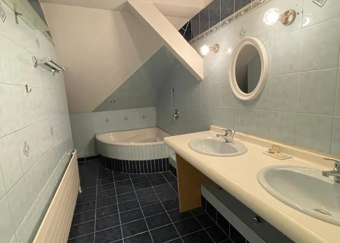 U6 Schoepfwerk 7 Homestay szállás