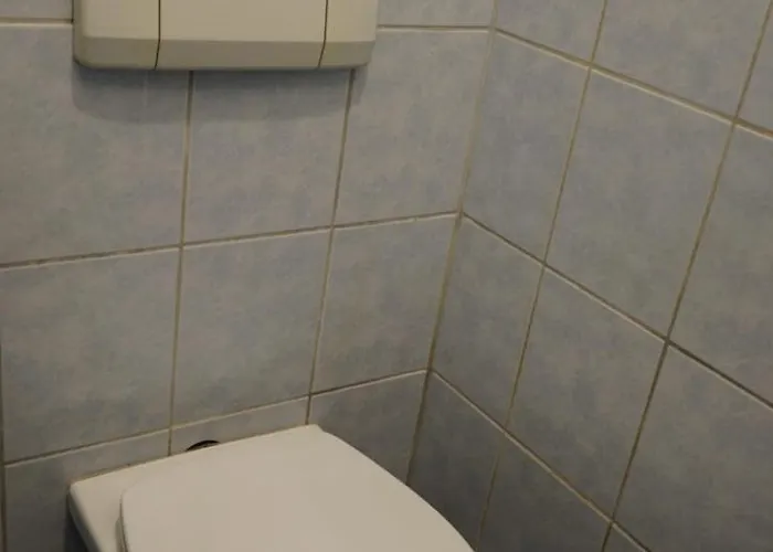 Homestay szállás U6 Schoepfwerk 7 *