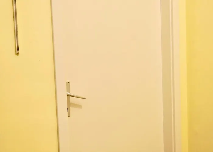 Homestay szállás U6 Schoepfwerk 7
