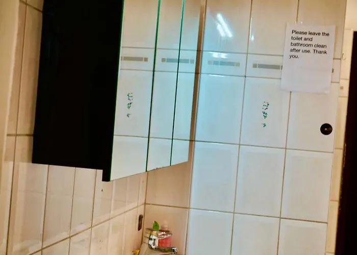 U6 Schoepfwerk 7 Homestay szállás