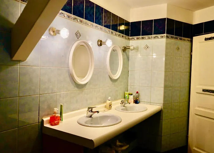 Homestay szállás U6 Schoepfwerk 7 *